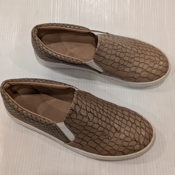 Women's tan snakeskin croc embossed slip-on loafers casual sneakers size 38 - Picture 11 of 12